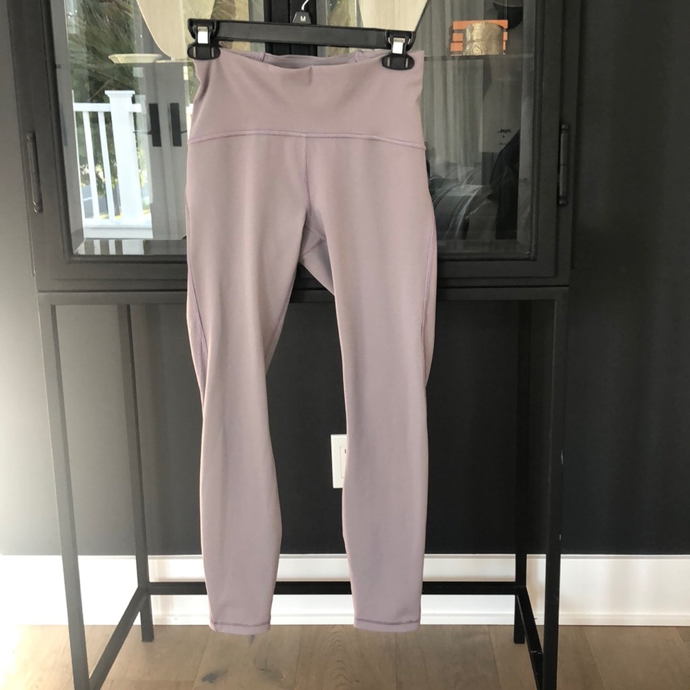 Lululemon leggings. Perfect condition, worn once.